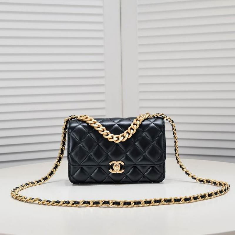 Chanel Handbags 481